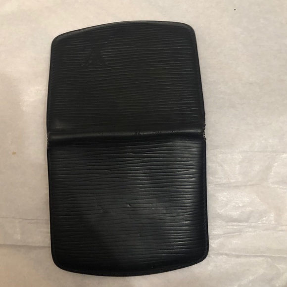 Louis Vuitton Coin Purse - Picture 3 of 13